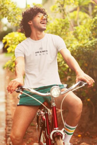 Life is not a race póló