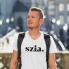 szia. póló