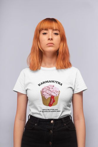 Karmasutra a szennyesben is póló