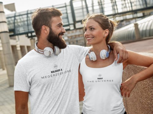 Hallgass a megérzéseidre póló