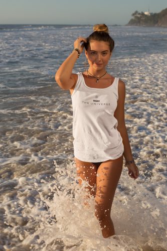 Trust the Universe minimál póló