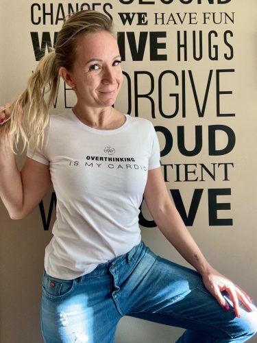 Overthinking is my cardio póló